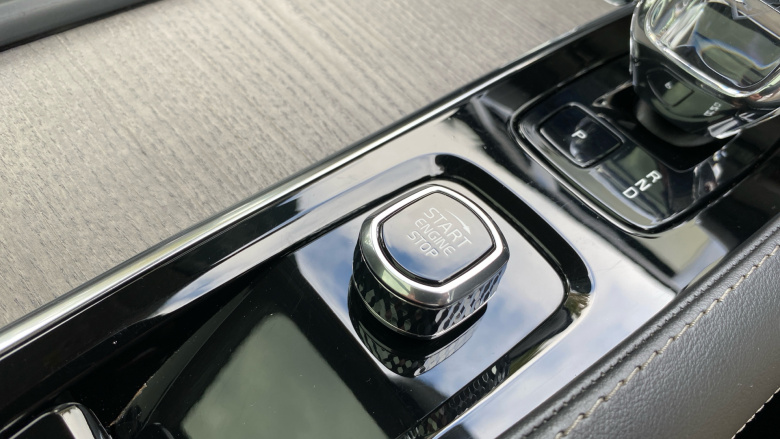 Volvo Xc90 2.0 B5D [235] Inscription Pro 5dr AWD Geartronic Diesel Estate